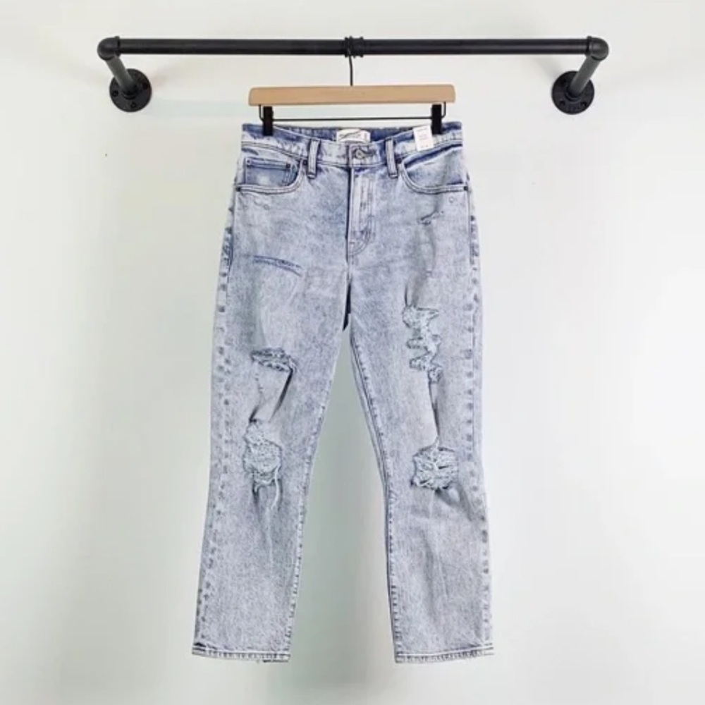Abercrombie & Fitch The Boyfriend Mid Rise Acid Wash Ripped Distressed Jeans